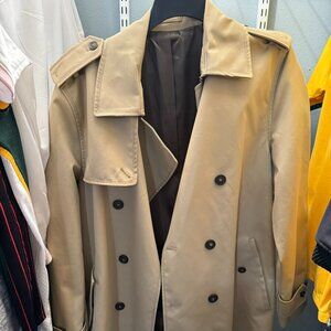 Water-repellent Trench Coat with belt